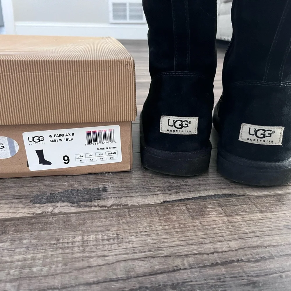 Used Black Uggs - Picture 3 of 3